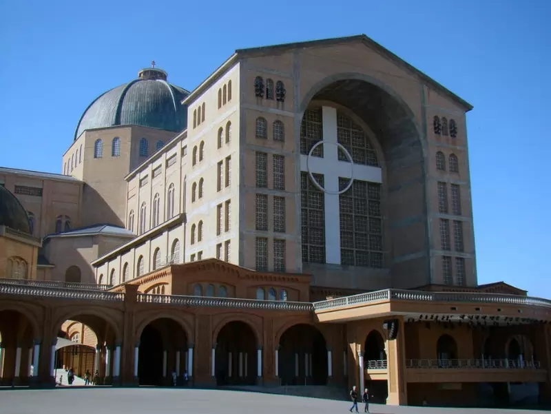 our-Lady-Of-Aprecida Οι 10 μεγαλύτερες εκκλησίες στον κόσμο 2