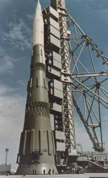Οι 10 ψηλότεροι πύραυλοι που εκτοξεύτηκαν ποτέ 2 Soviet-N1-Moon-Rocket